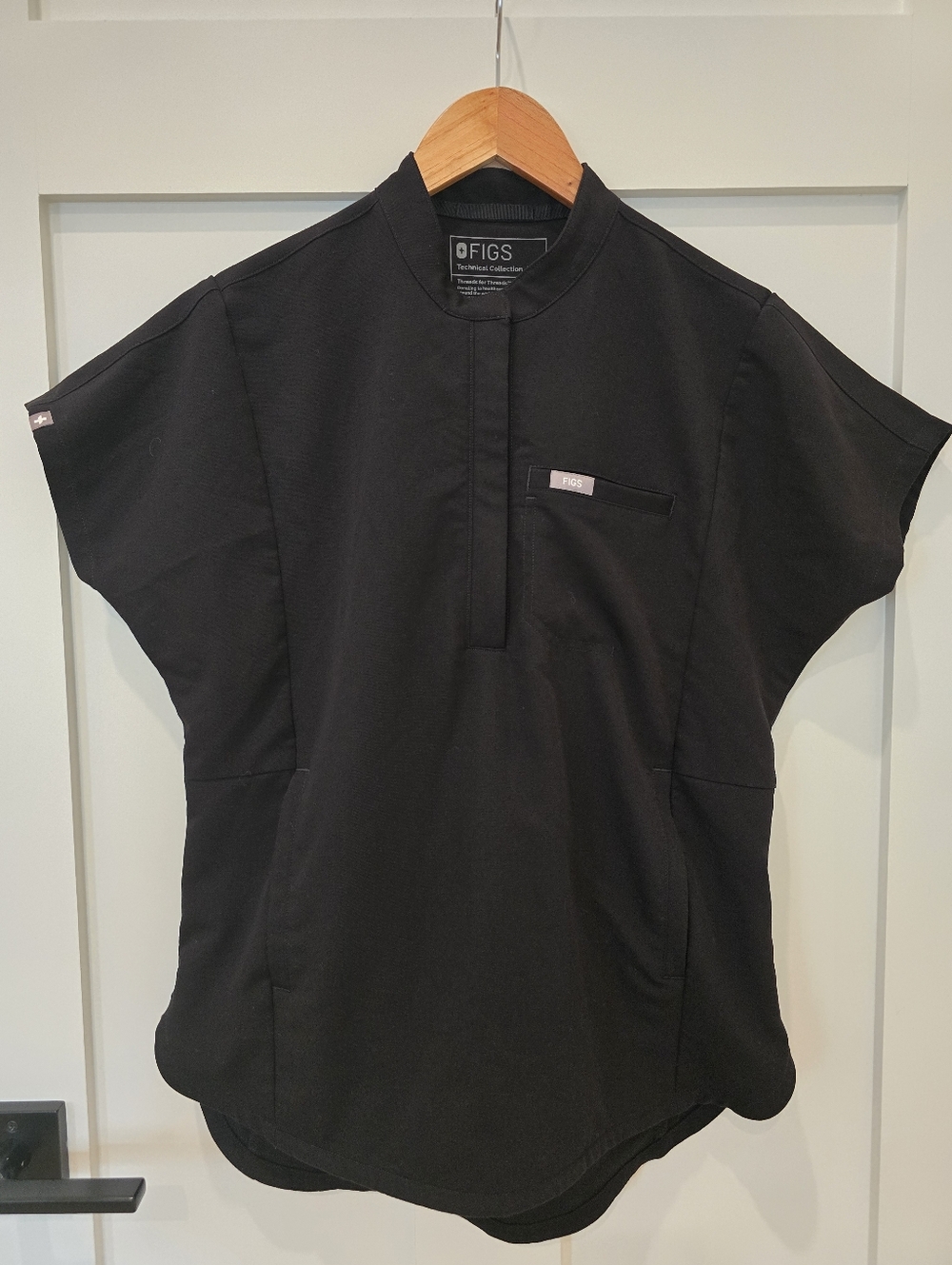 Figs Montex Scrub Top